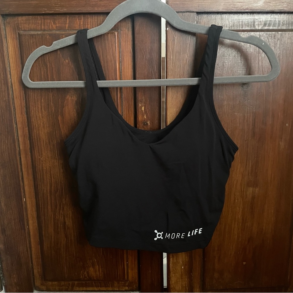 Lululemon x Orangetheory longline align top, pads included. Excellent condition
